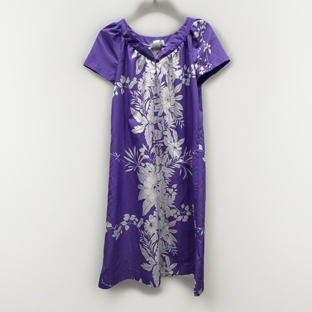 Vintage Sand Pebble Hawaii MuuMuu Purple White Floral Tropical Caftan Maxi LG